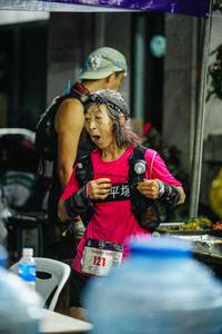 BIB: 160, 121
                            <button type="button" onclick="openModal(22299373)" class="btn btn-primary btn-sm float-right btn-popup" data-toggle="modal" data-target=".modal-high-quality">
                        <i class="fas fa-shopping-cart"></i> Add to Cart
                    </button>
                                            <button type="button" onclick="isThisMe(22299373, true)" class="btn btn-success btn-sm float-right btn-popup btn-isme hidden" data-toggle="tooltip" data-placement="bottom" title="นี่คือรูปของคุณใช่ไหม คลิกที่นี่เพื่อเอาเข้าอัลบั้ม">
                        <i class="fas fa-plus"></i> Add to album
                    </button>
                    <button type="button" onclick="isThisMe(22299373, false)" class="btn btn-warning btn-sm float-right btn-popup btn-isnotme hidden">
                        <i class="fas fa-ban"></i> Remove from album
                    </button>